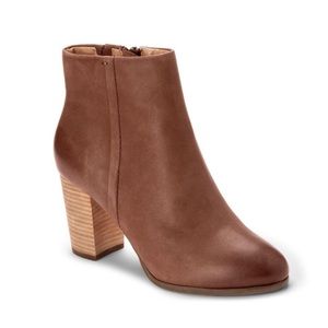 NEW Vionic Brown Leather Kennedy Ankle Heel Boots